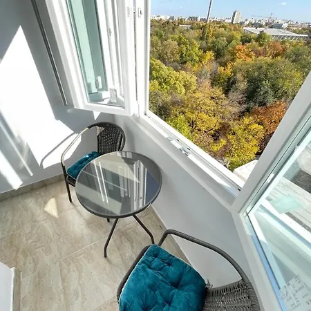 Garsoniera2-studio Oxygen-40mp Nou ! Direct In Plaminul Verde Al Parcului National ! Parcare Privata Doar Cu Rezervare In Limita Locurilor Disponibile ! Proprietate In Regim Hoteliep- Nu Are Bucatarie ! * Bukareszt